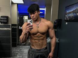 Influencer says he obtains $5 million from a cryptocasino to gamble